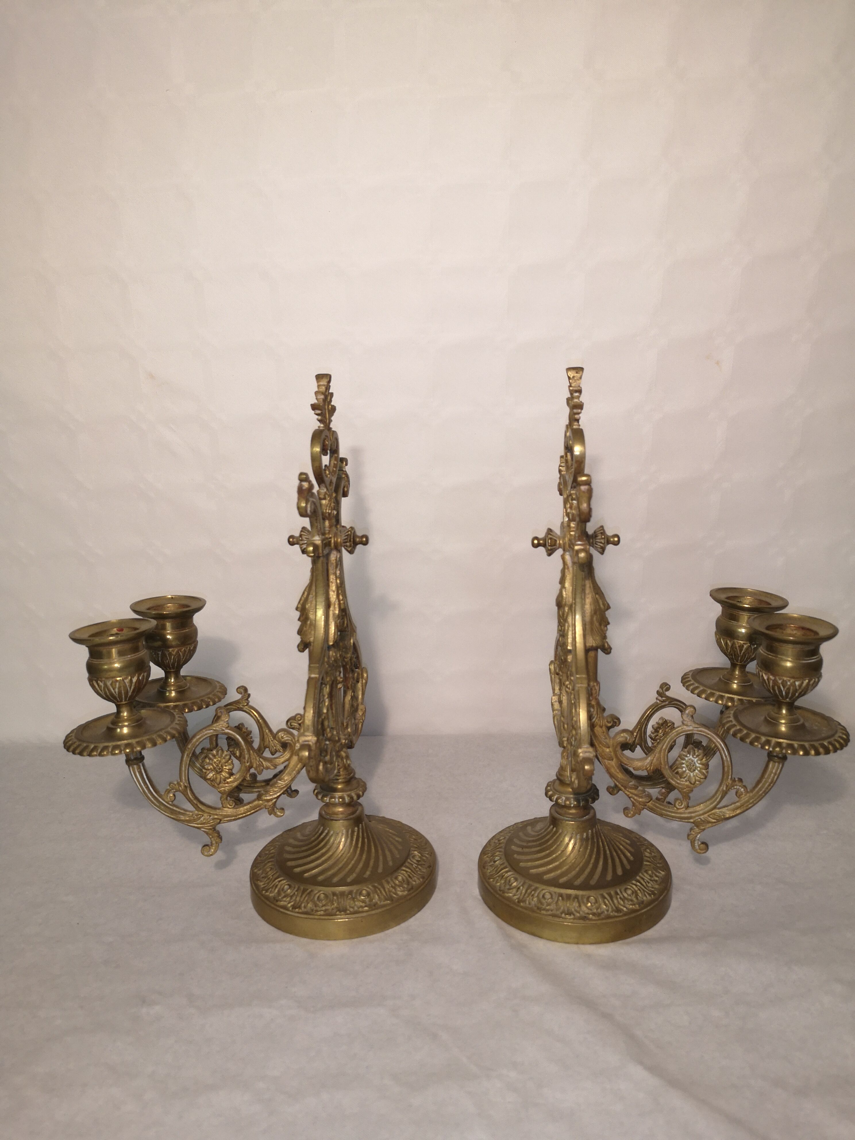 Pair of piano candlesticks in golden bronze 19th century