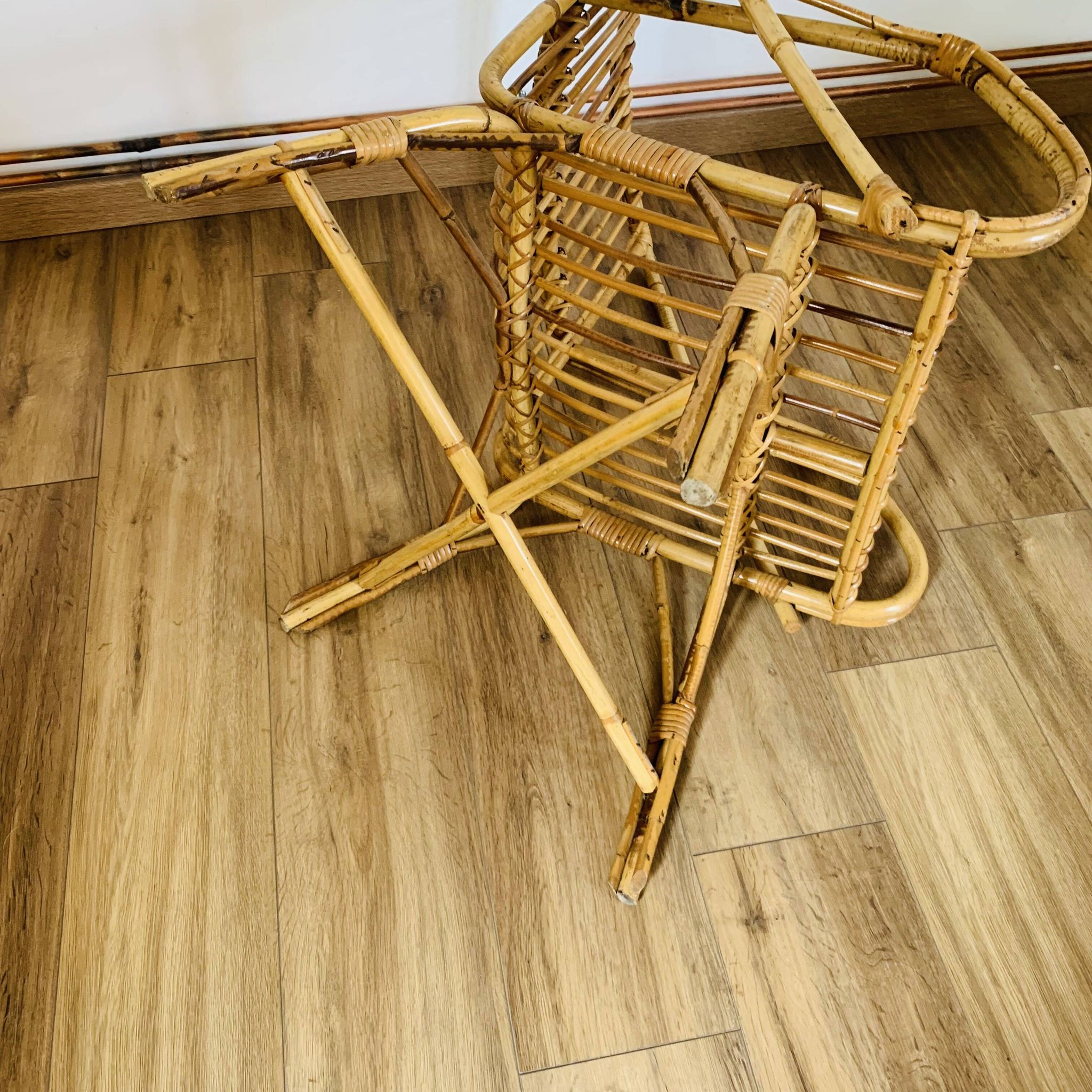 Fauteuil cubique en rotin