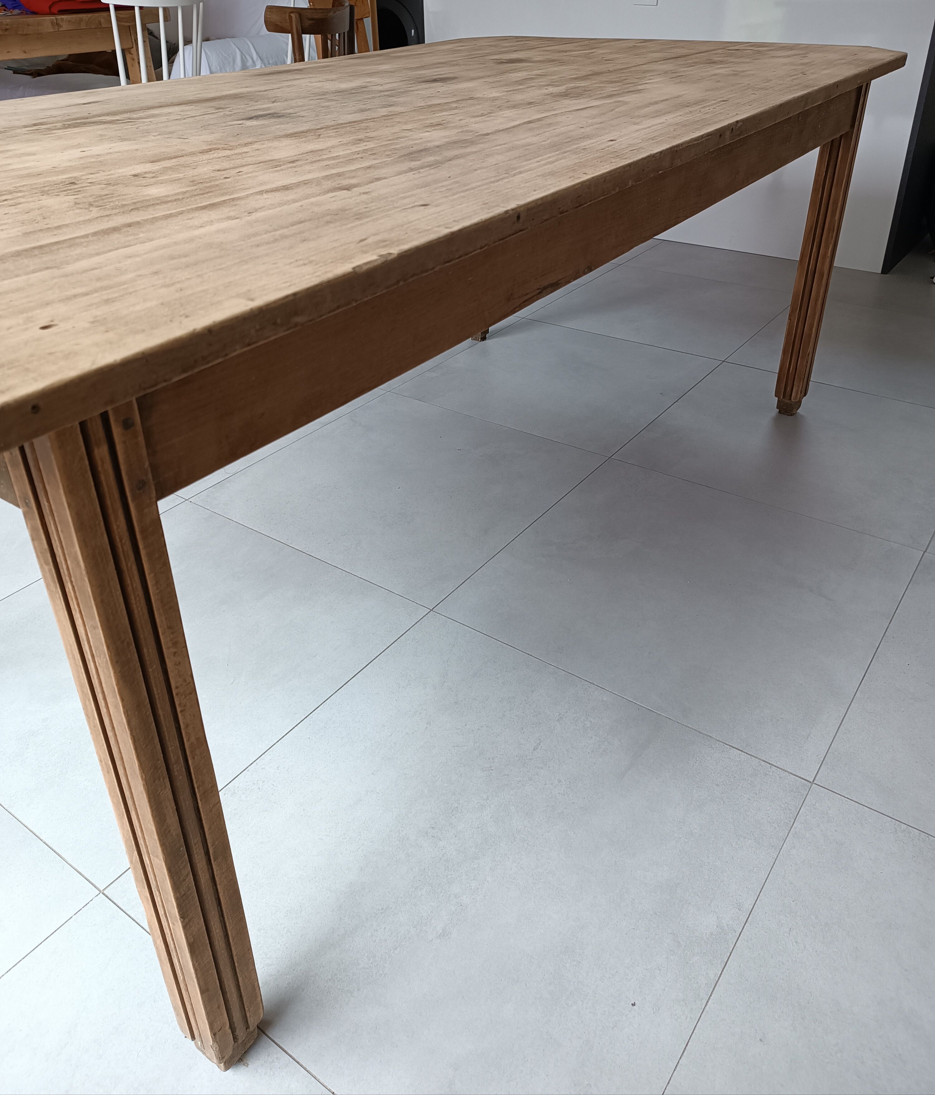 Farmhouse table