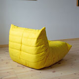 Chauffeuse Togo modèle dessiné par Michel Ducaroy 1973