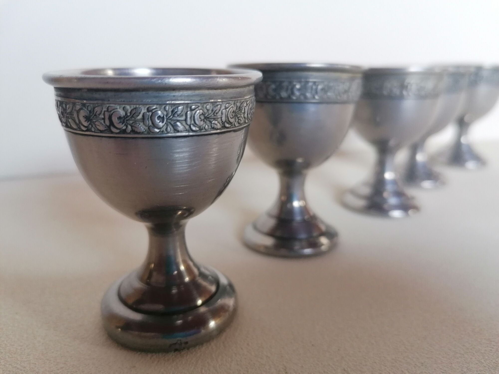 Lot de 5 coquetiers en aluminium années 30