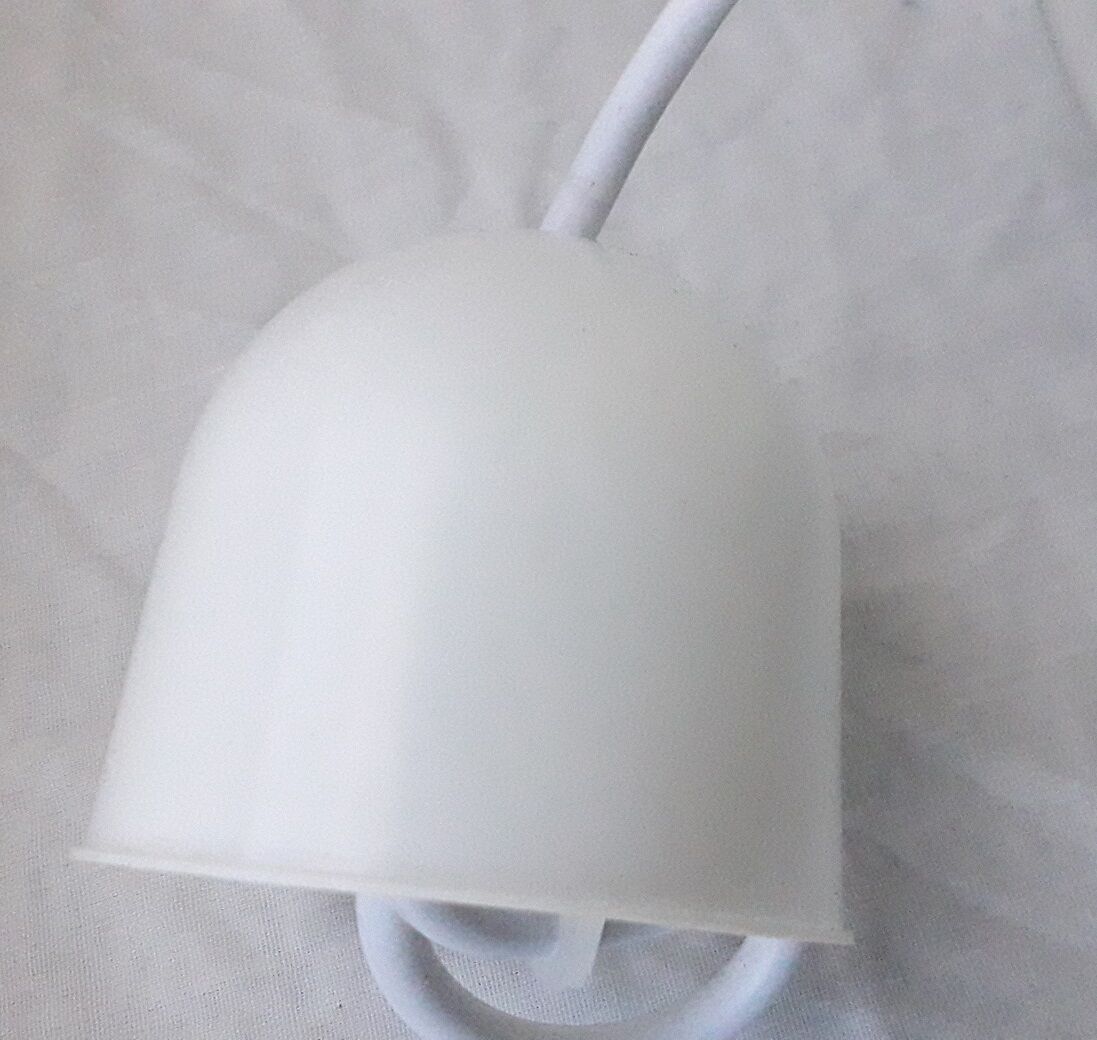 Suspension opaline