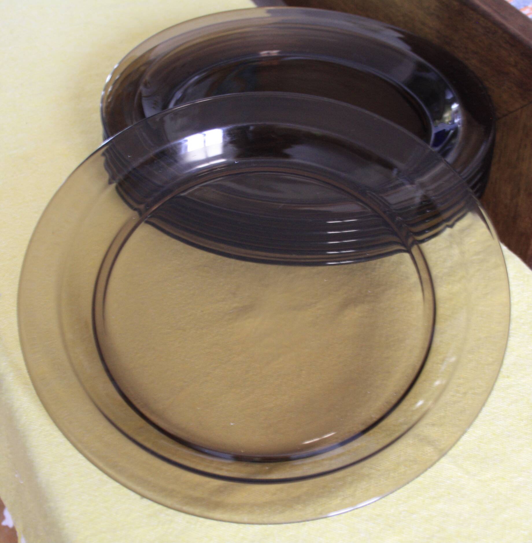 Set of 6 Vereco smoked glass dinner plates