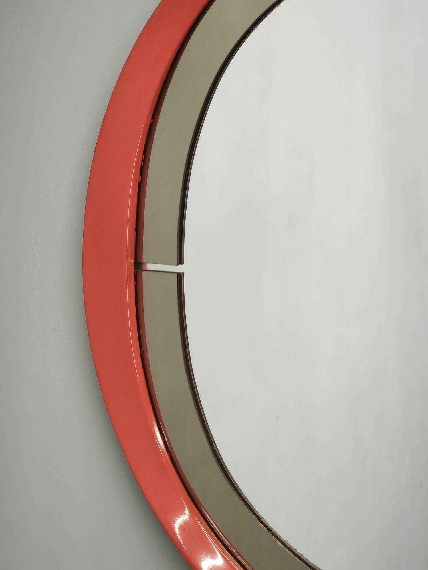 1970s Italian Space Age Red Lacquer and Smoked Glass Round Mirror