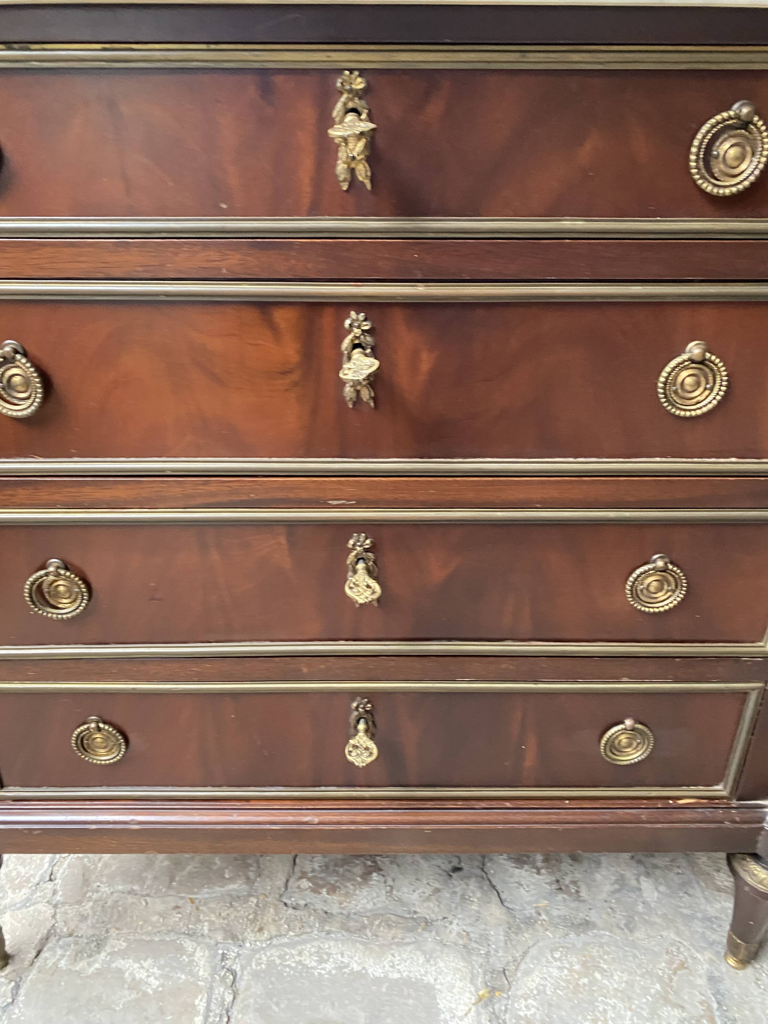 Small Louis XVI style mahogany chest of drawers, 20th century