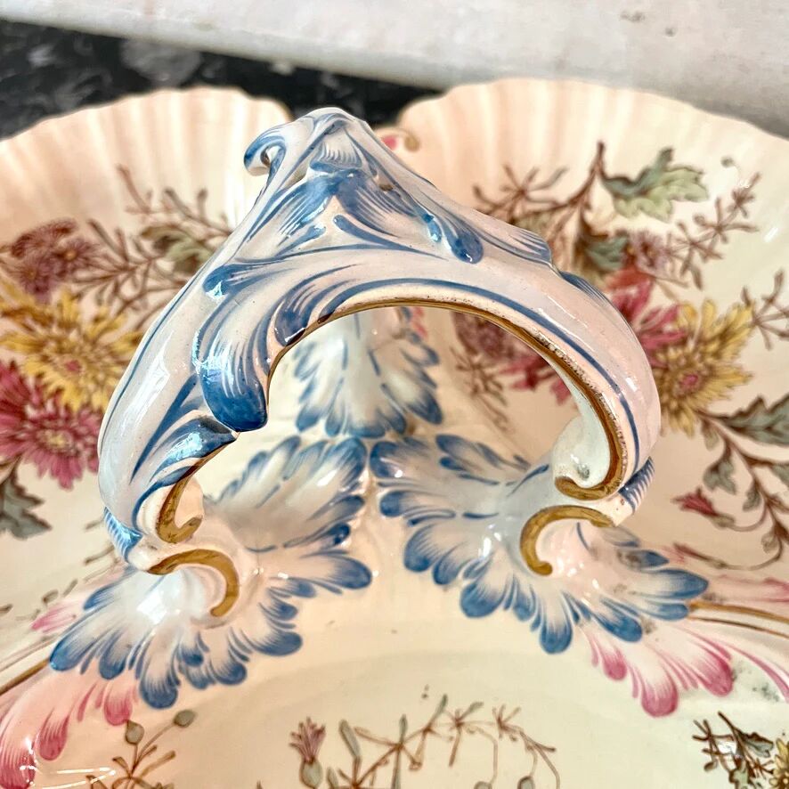 Large beggar's dish in Lunéville earthenware, Chrysanthème model.