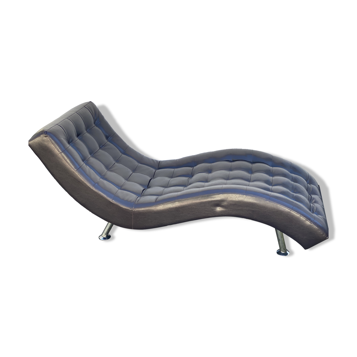 Vintage tuft stitched chaise lounger