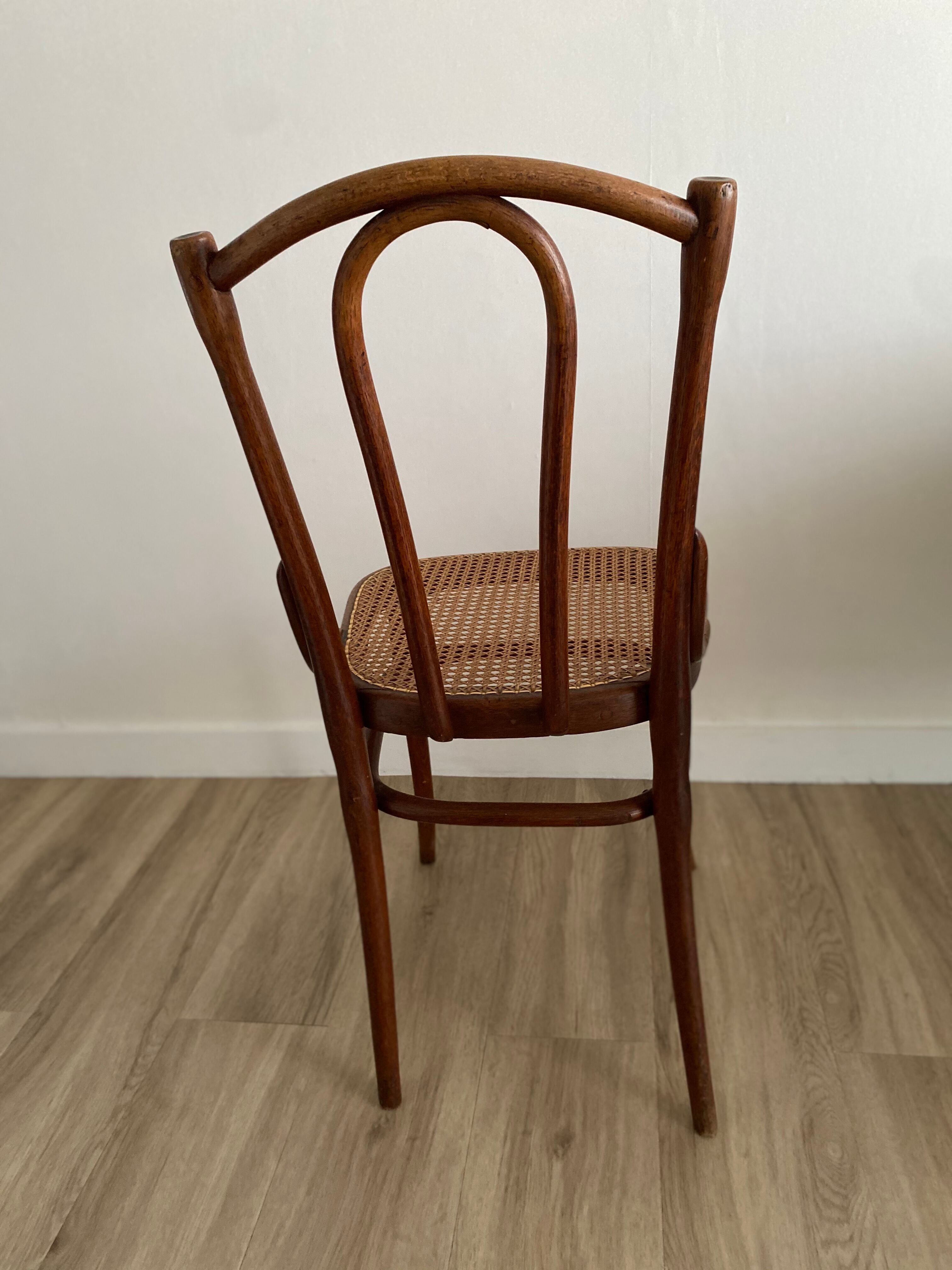 Chaise Thonet n°56, estampillée