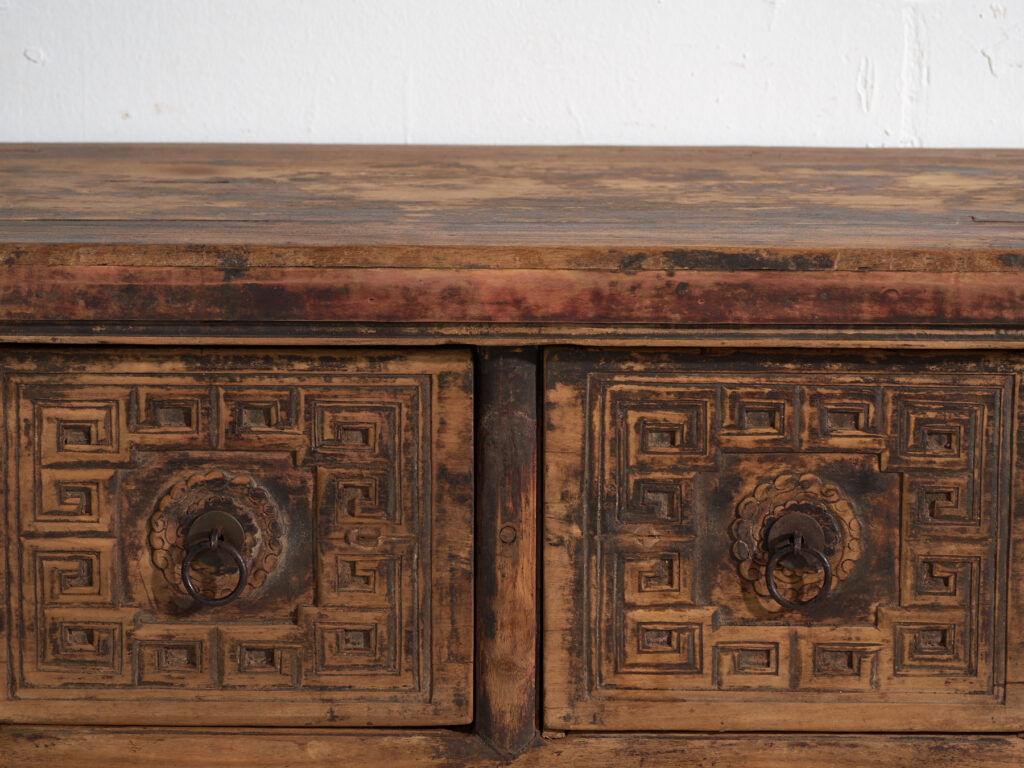 Antique Chinese console with carved drawers – China, circa 1900