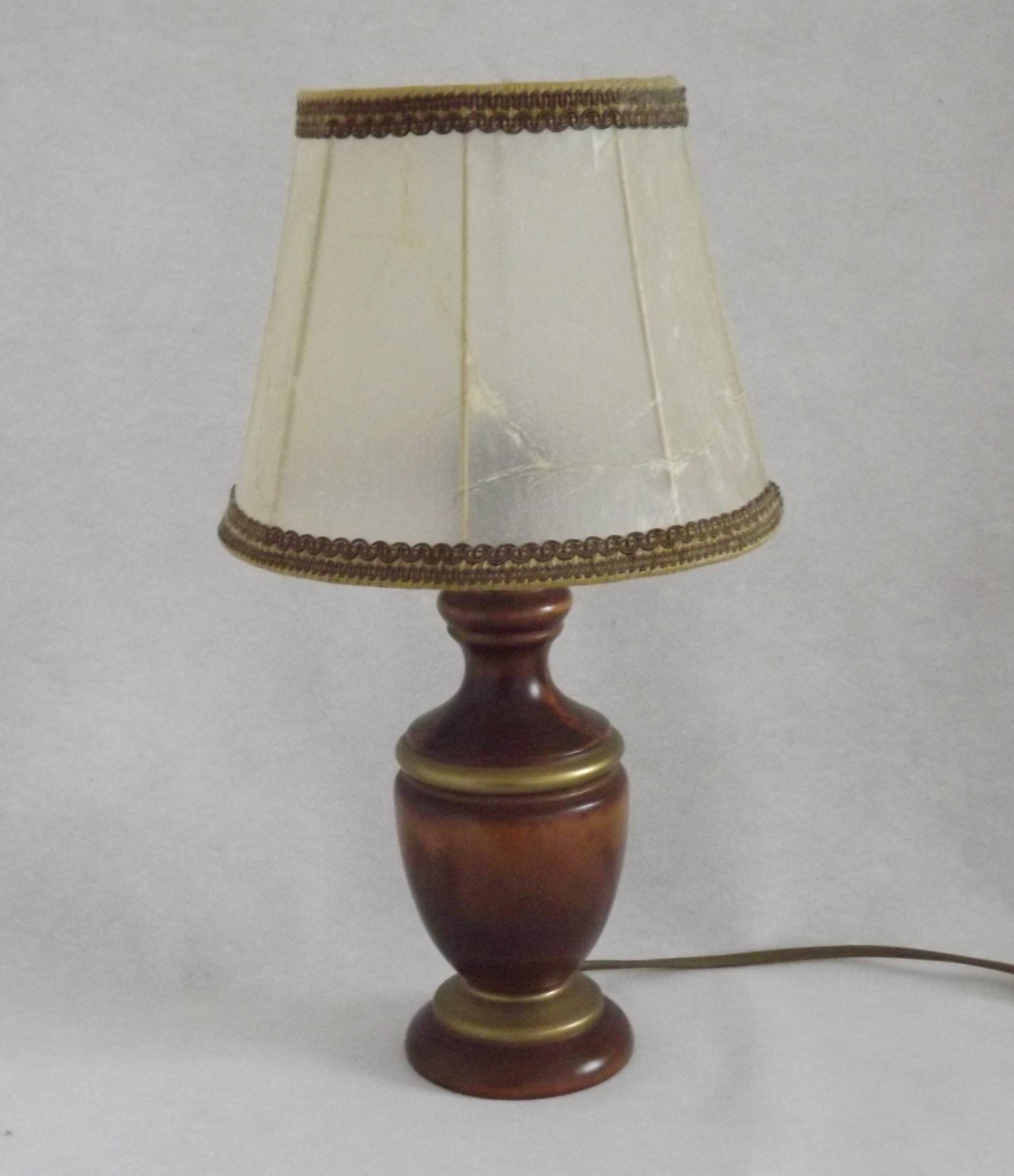 French Mid-Century Round Turned Wood Table Lamp with Hide Skin Shade