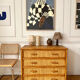 Commode en rotin tressé vintage