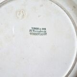 Plat en terre de fer