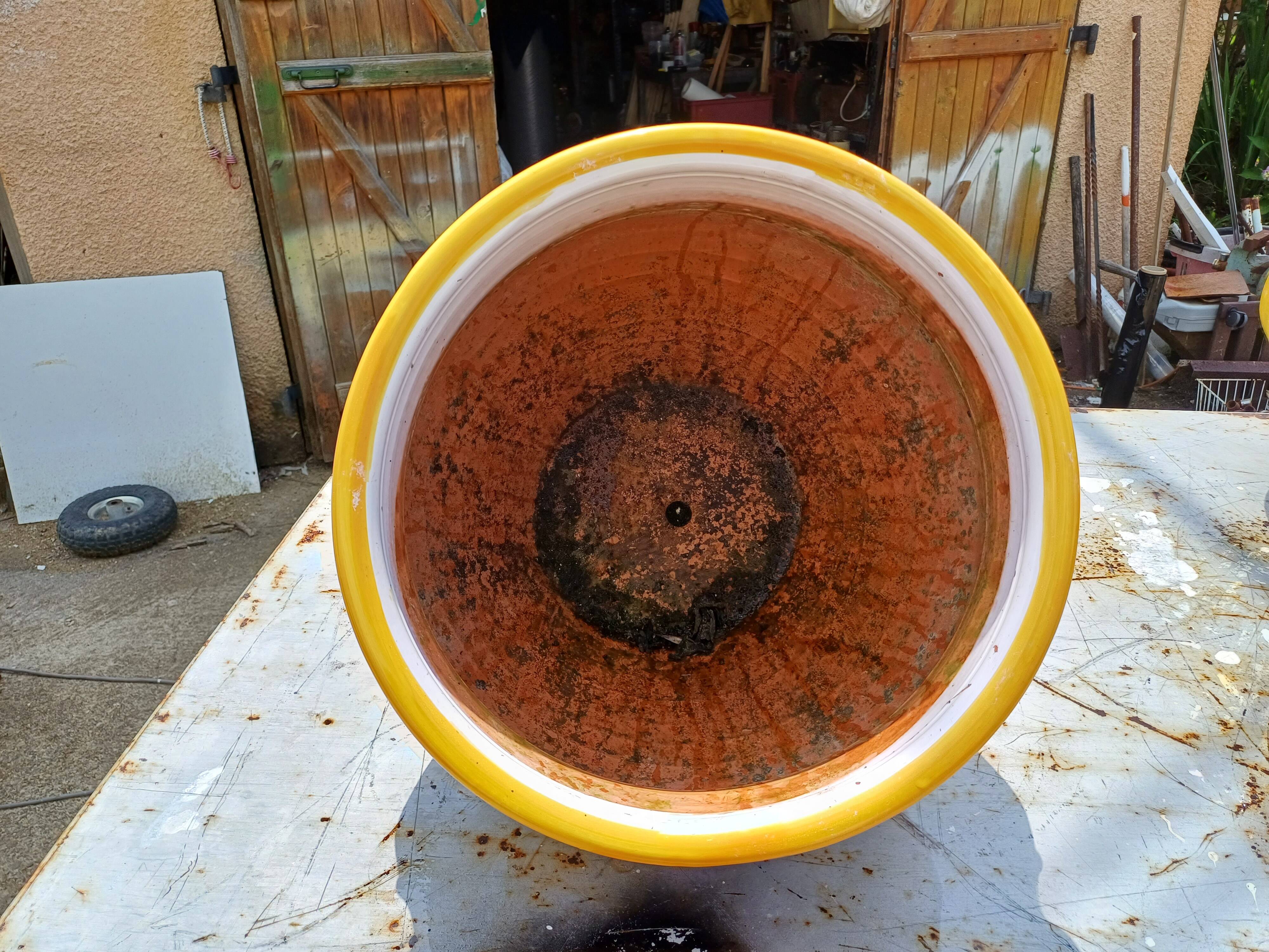 Pair of glazed terracotta planters