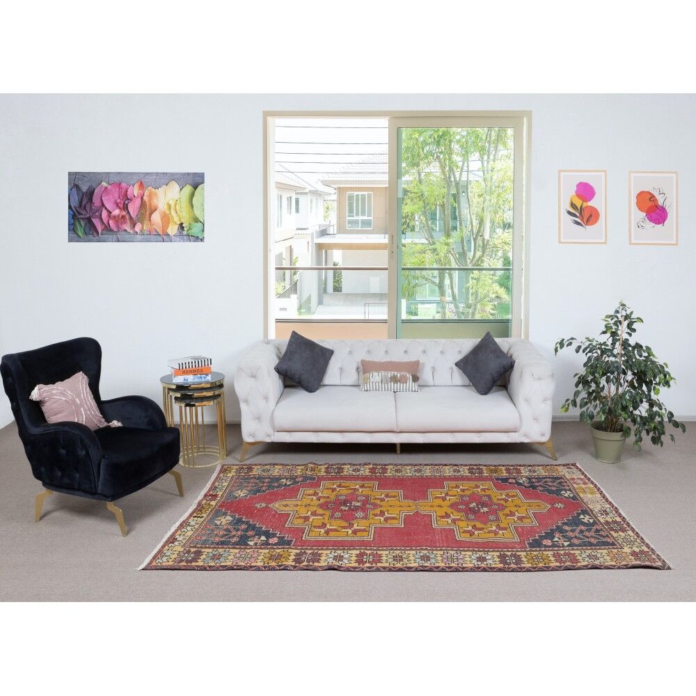 Vintage Turkish Oriental Rug. 100% Wool. Unique Hand Knotted Village Rug