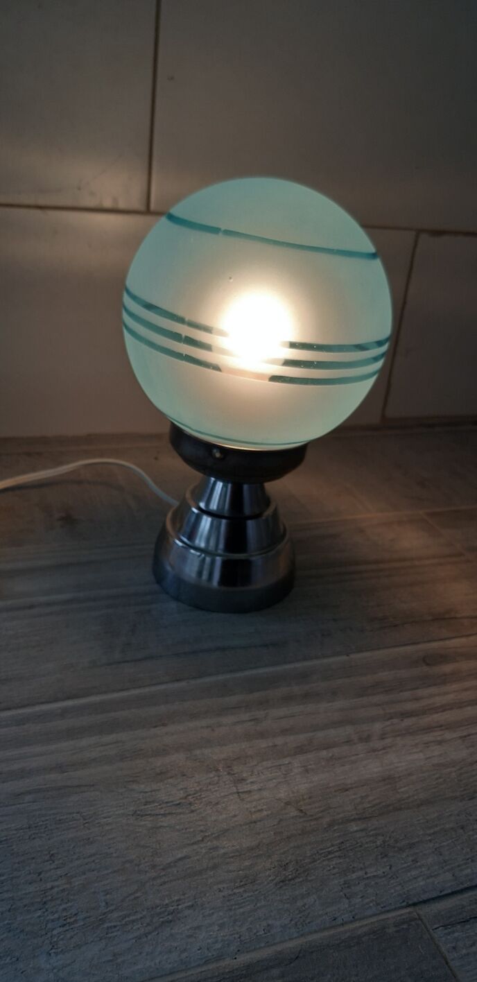 Art deco lamp