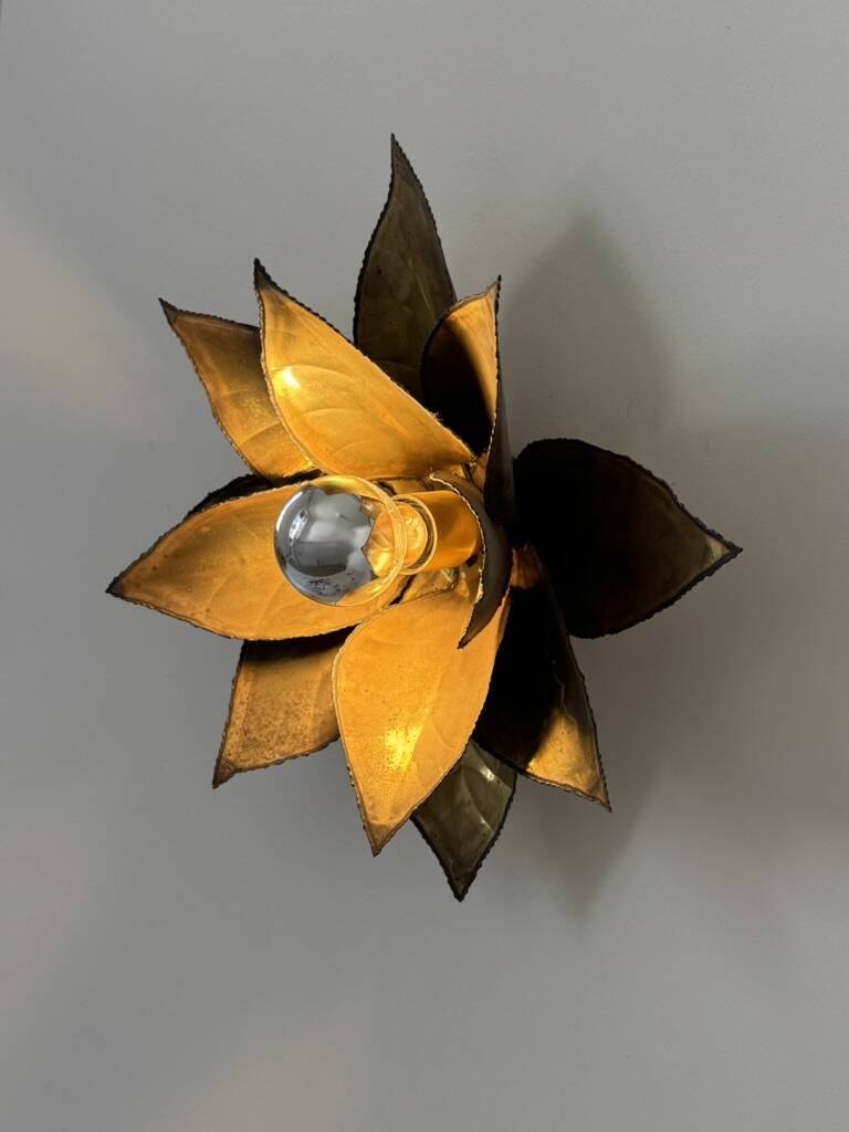 Pair of vintage patinated brass wall lights with floral motif, France, 1960.