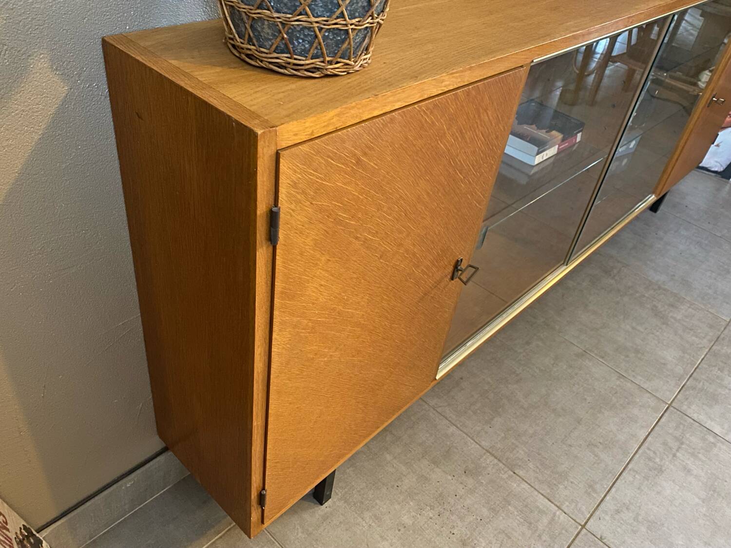 Vintage sideboard (shallow)