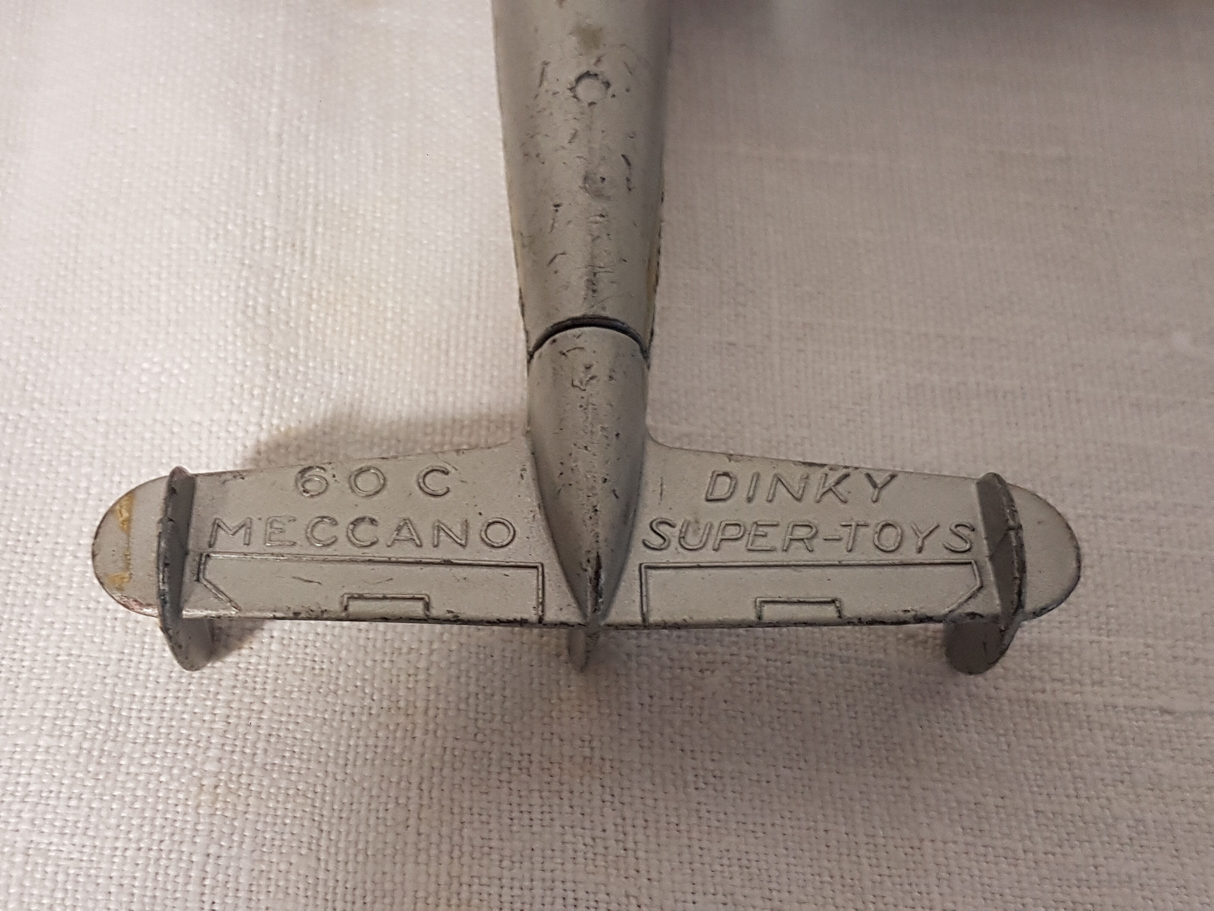 DINKY SUPERTOYS 60C "SUPER G CONSTELLATION" LOCKHEED