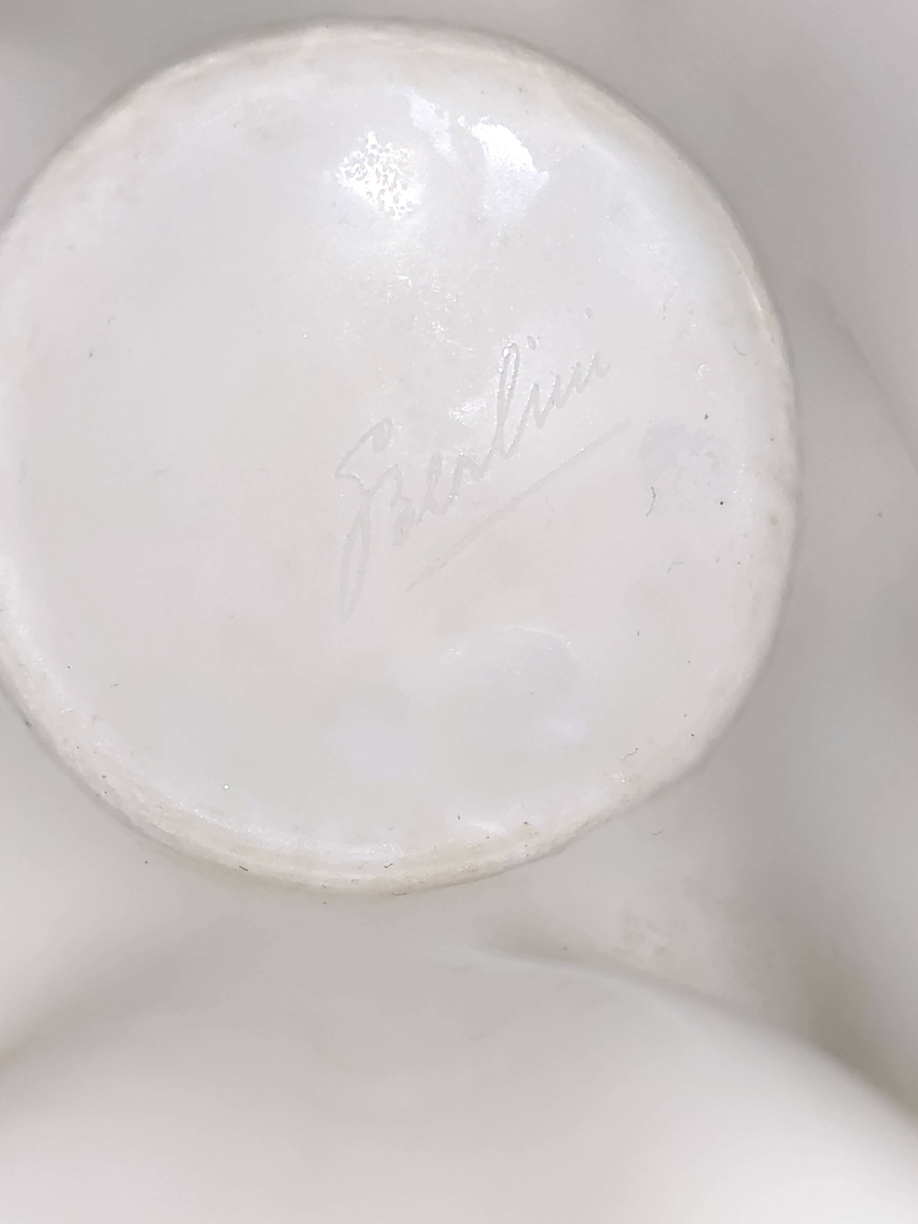 White Glass Vase "Fazzoletto" by Giorgio Berlini, Italy