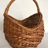 Woven wicker ball basket