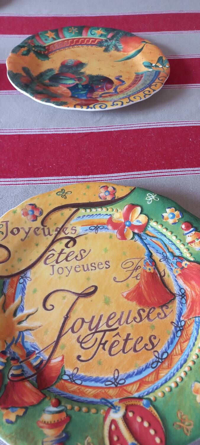 Set of 8 Gien Noël plates