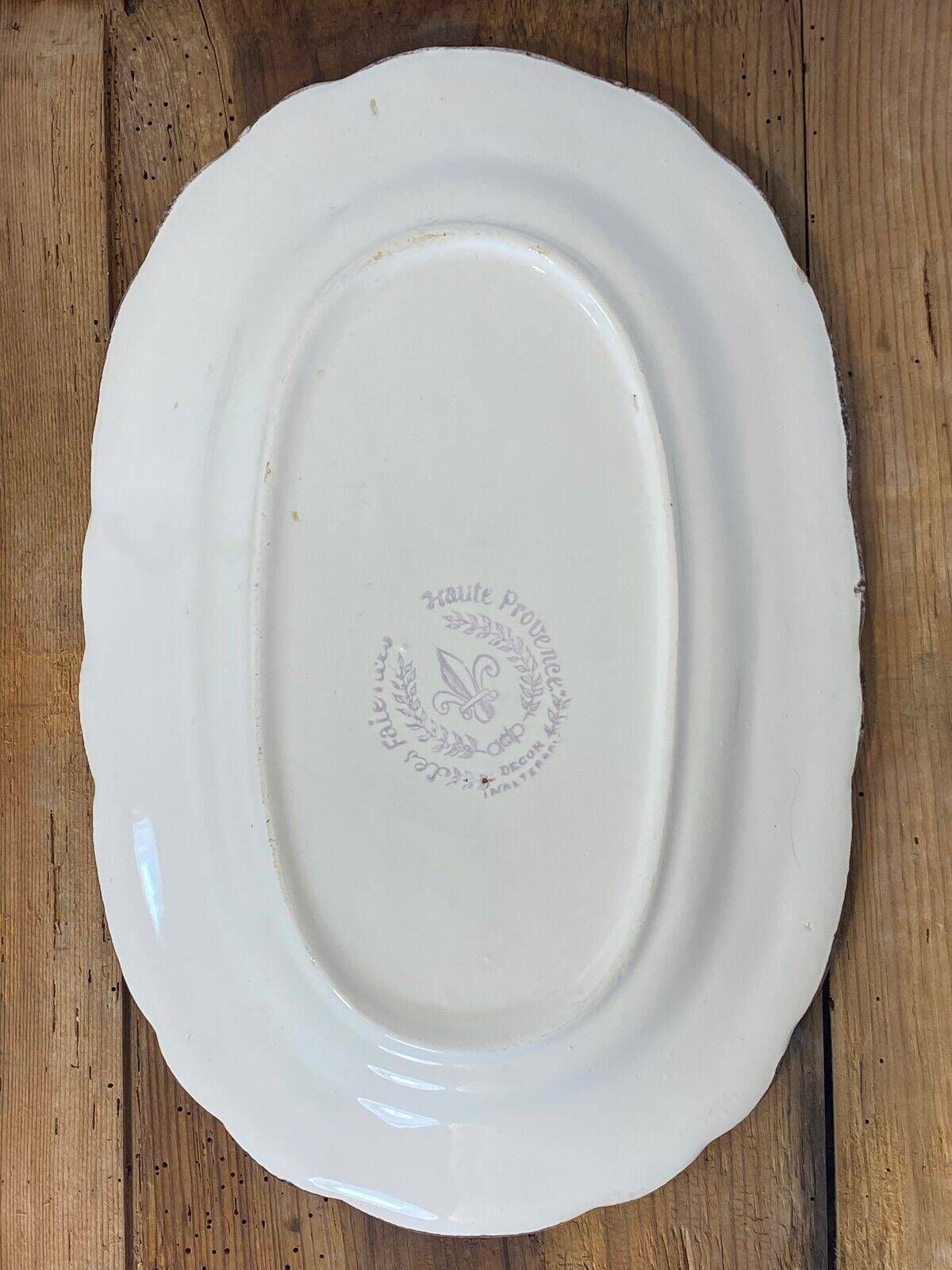 Earthenware dish with botanical decoration "Diplotaxis muralis", Haute Provence