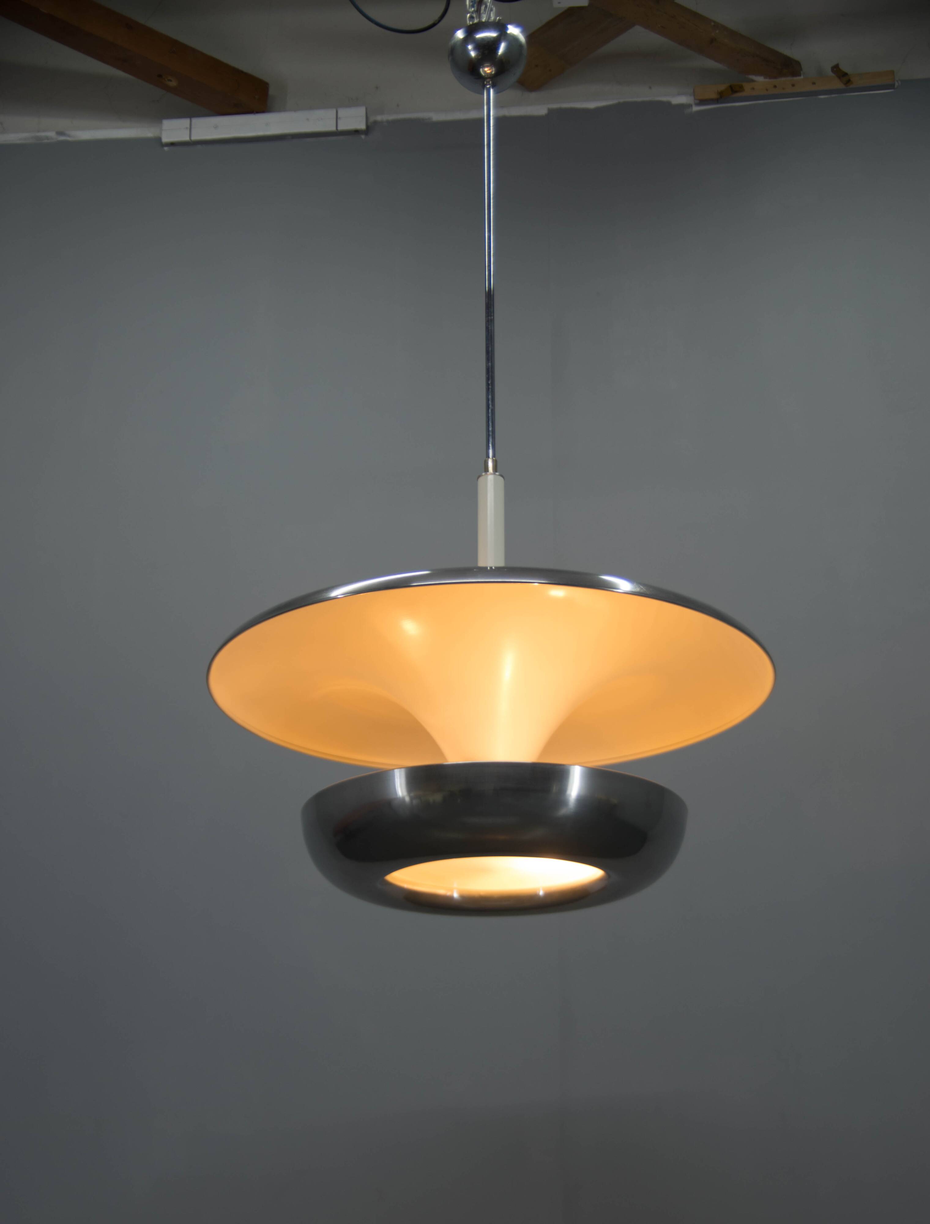 Grand lustre Bauhaus de Franta Anyz pour IAS, années 1920, restauré