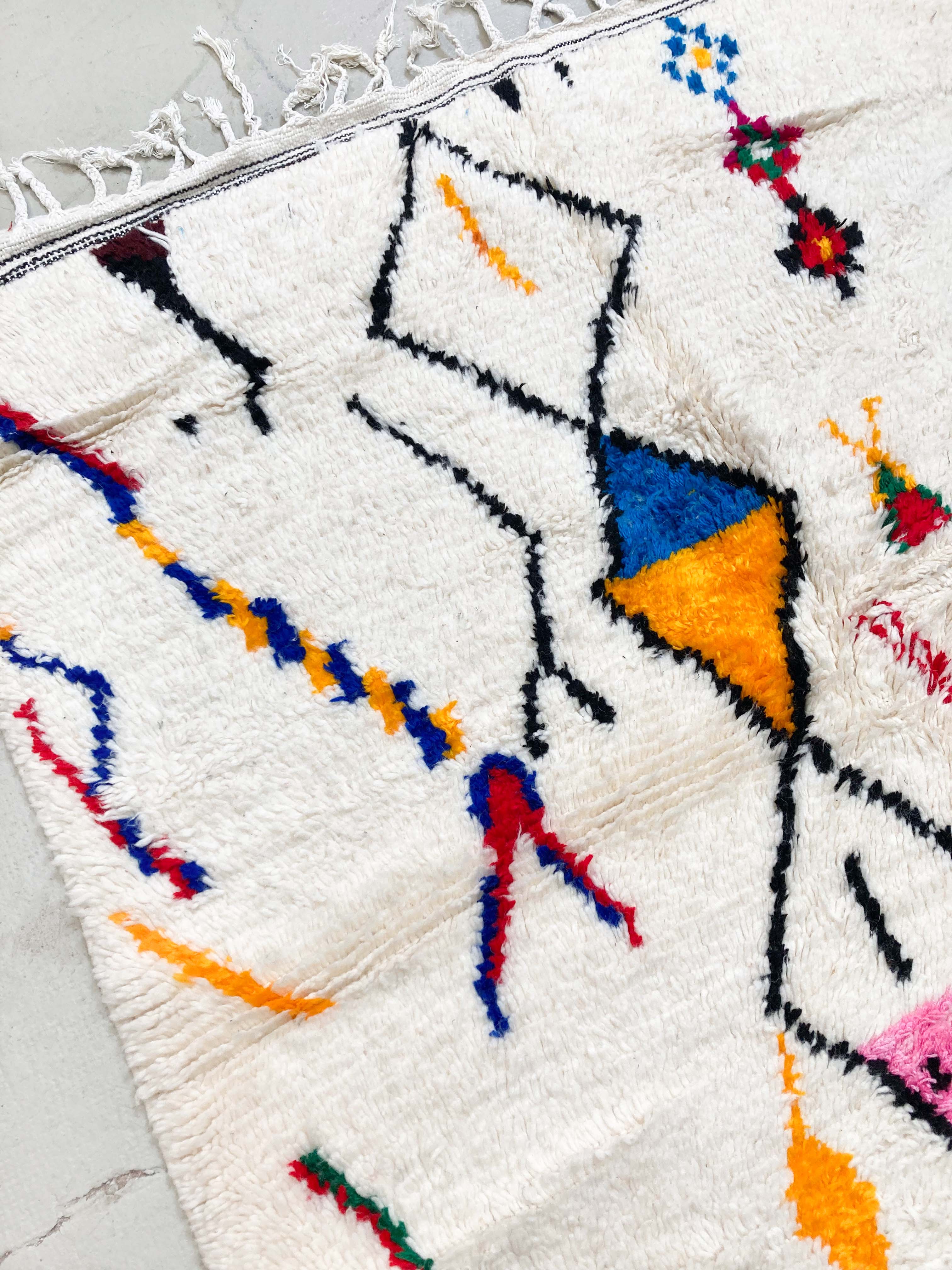 Berber carpet Azilal ecru with colorful patterns 2,33x1,40m