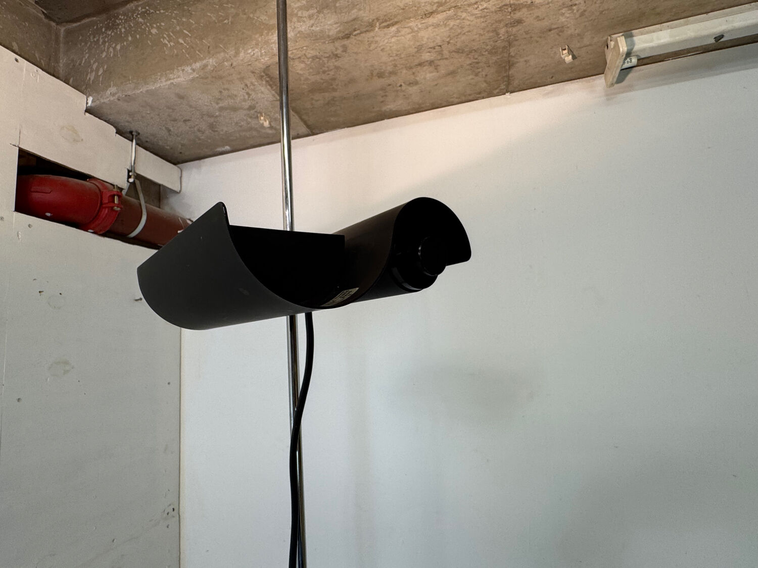 Italian Design Architonic Oluce DIM 333 floor lamp by Vico Magistretti