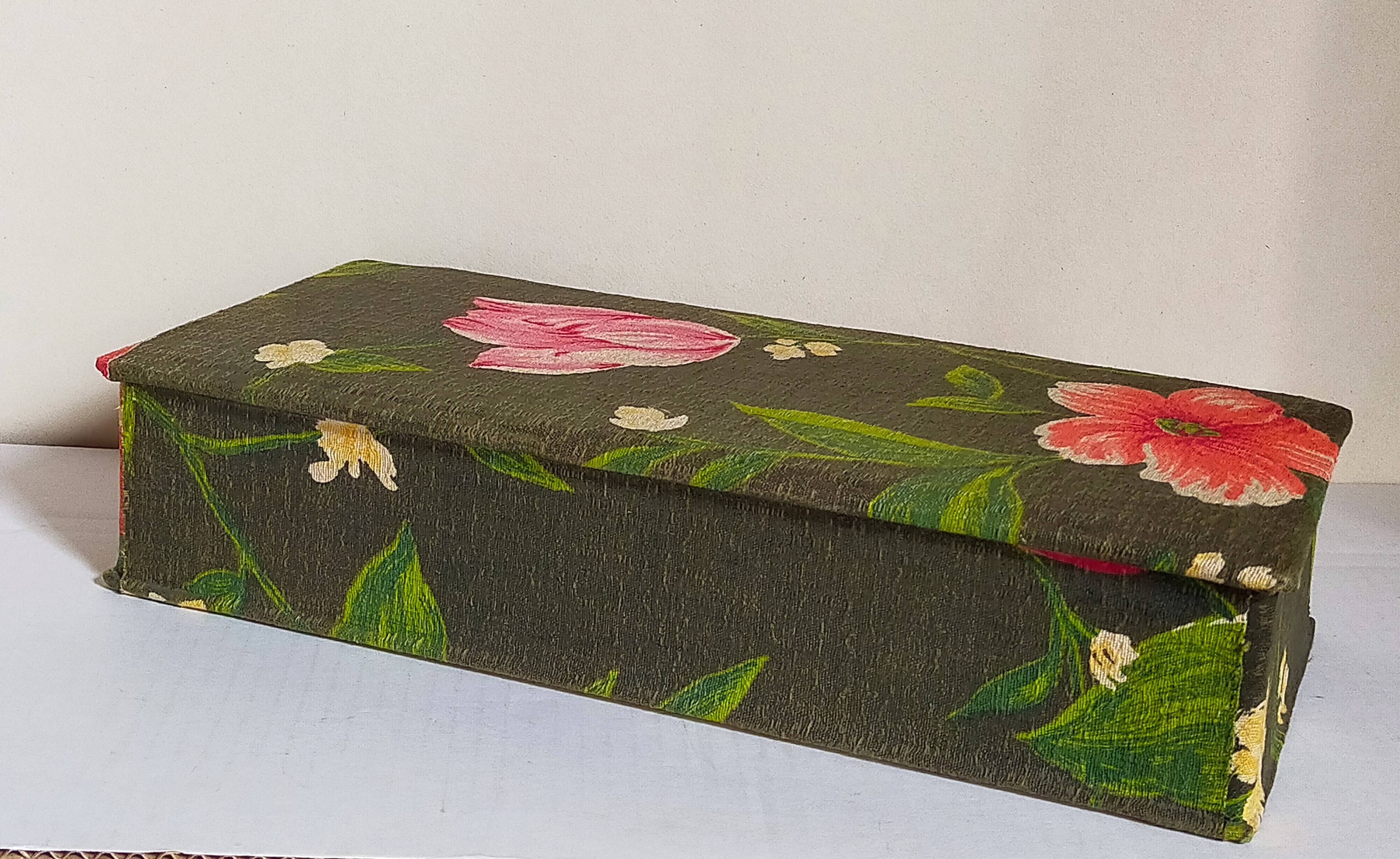 Box padded with old fabric