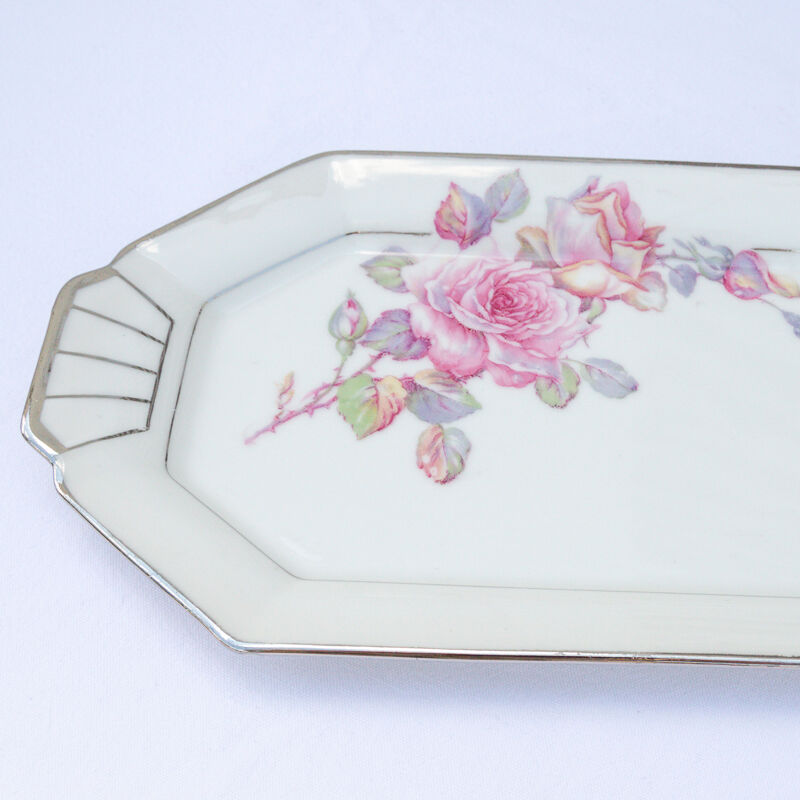 Porcelain dish 20s flowers