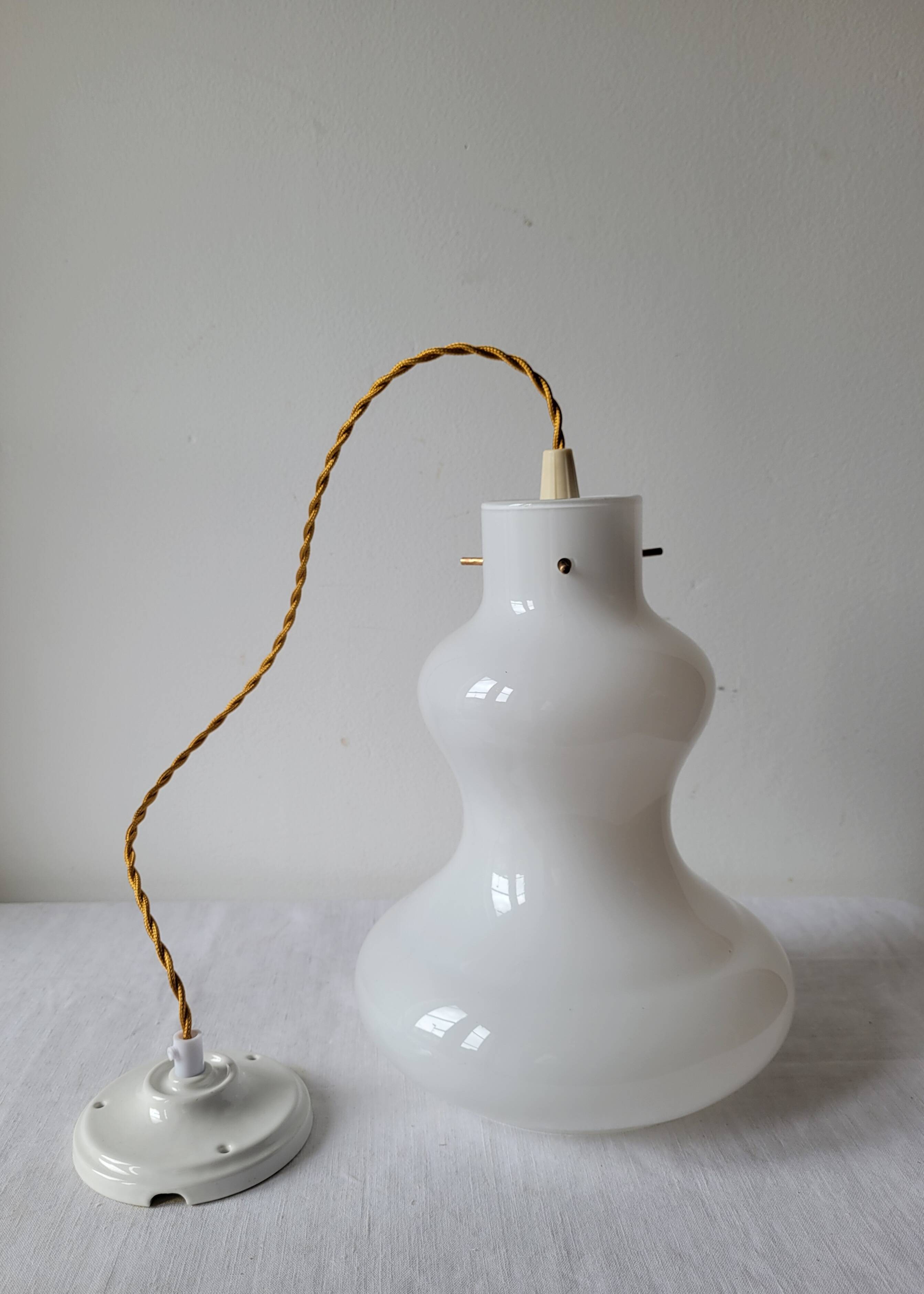 Targetti Sankey opaline pendant light