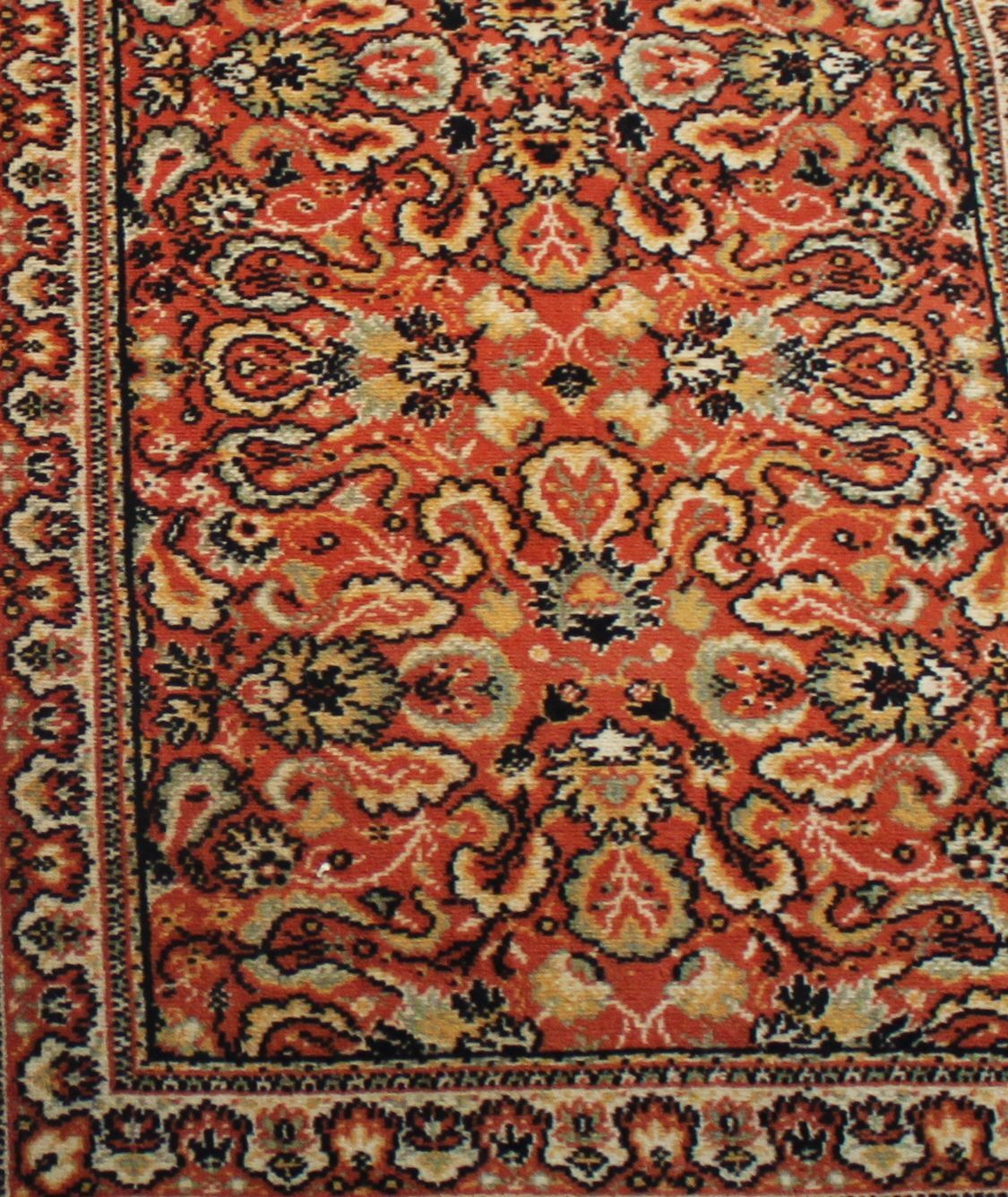 Pair of oriental carpets Mohajeran Sarouk, Iran.