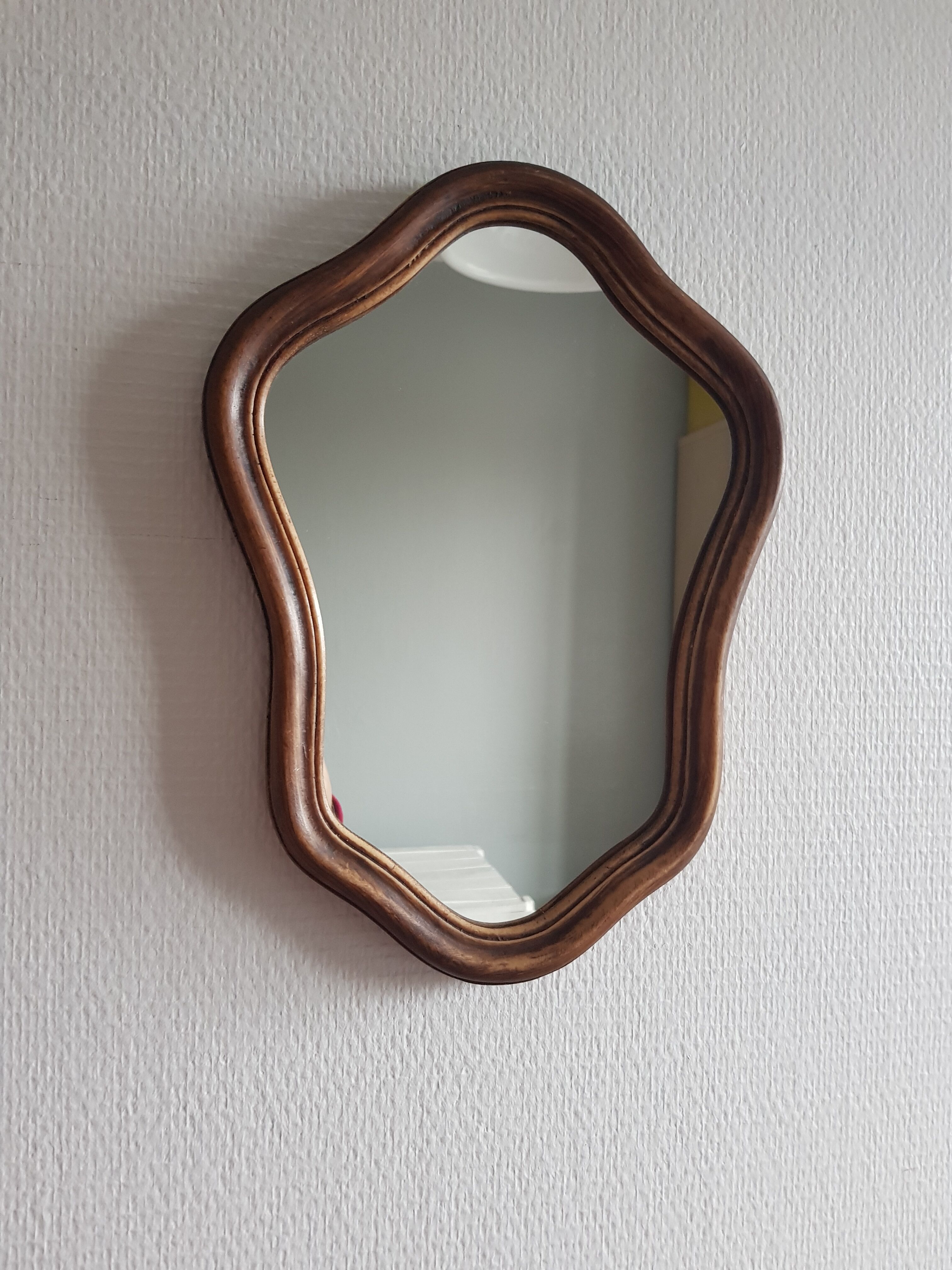 Asymmetrical mirror in vintage wood - 39x29cm