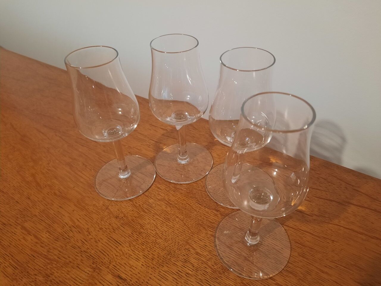 Set of 4 cognac glasses