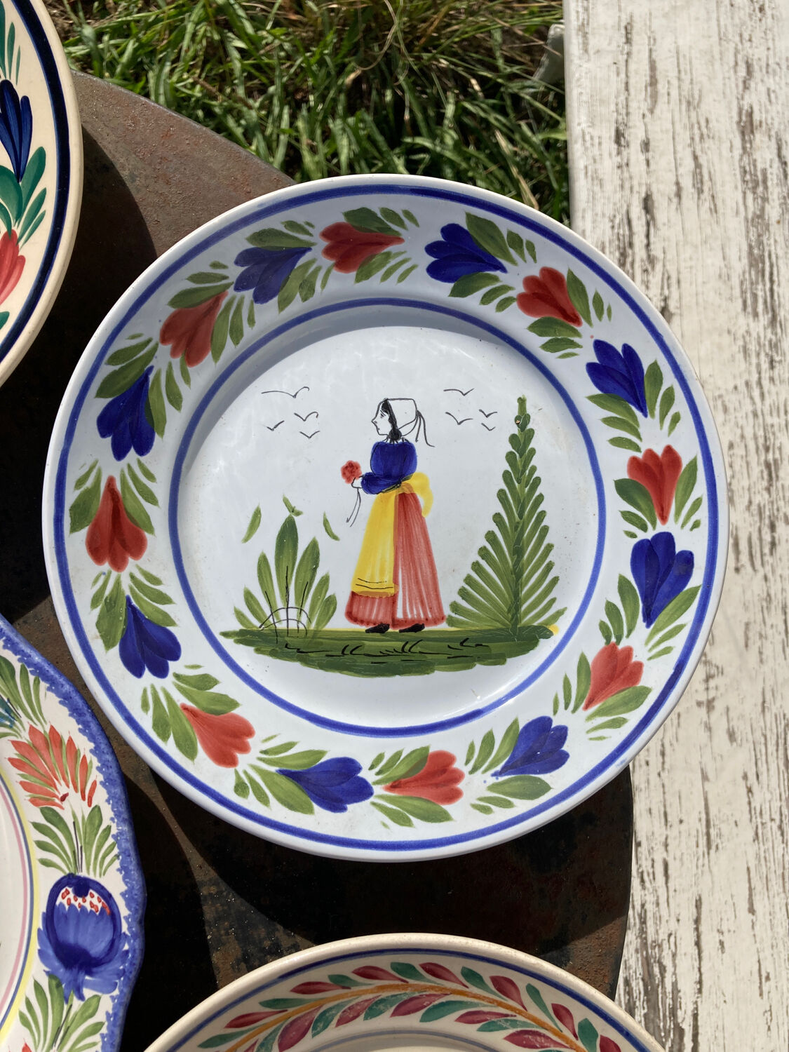 6 Quimper plates with old ceramic characters