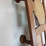 Cloakroom coat racks