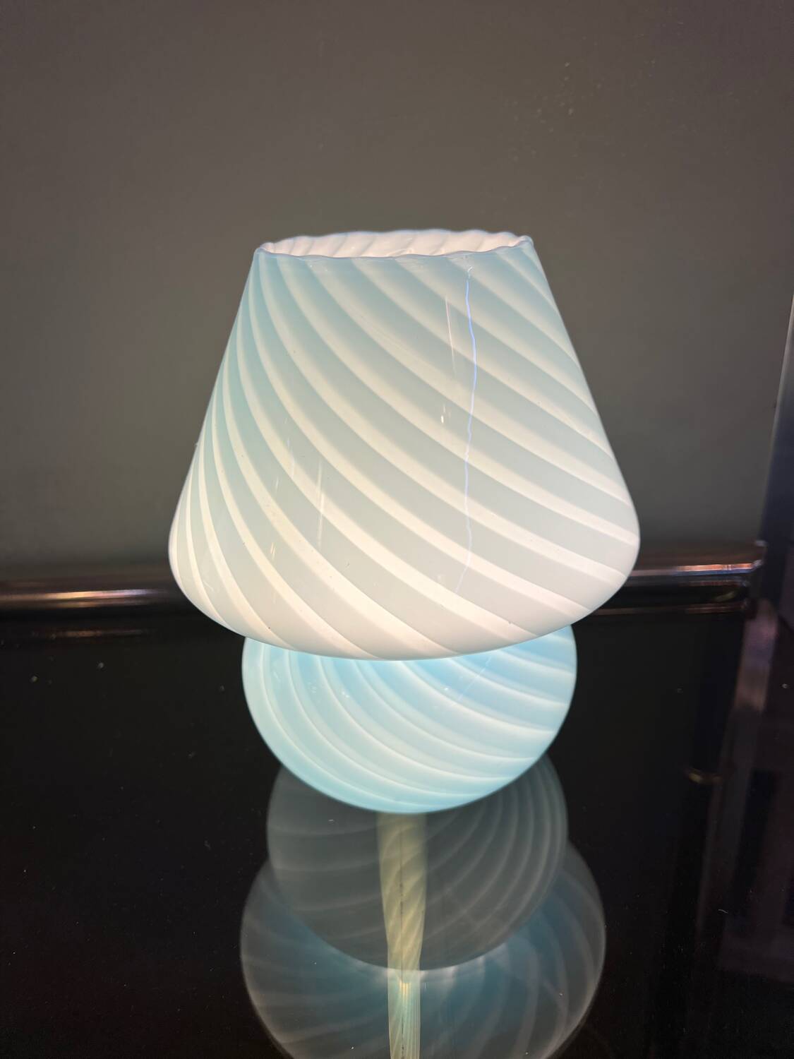 Pair of MURANO vintage mushroom bedside lamps from the 70s