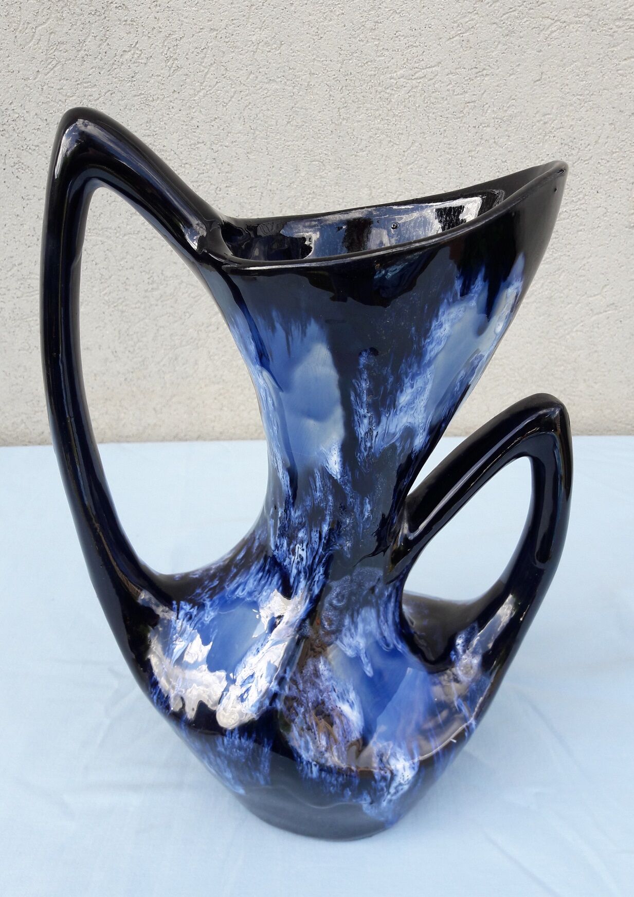 Vase en céramique bleue Vallauris