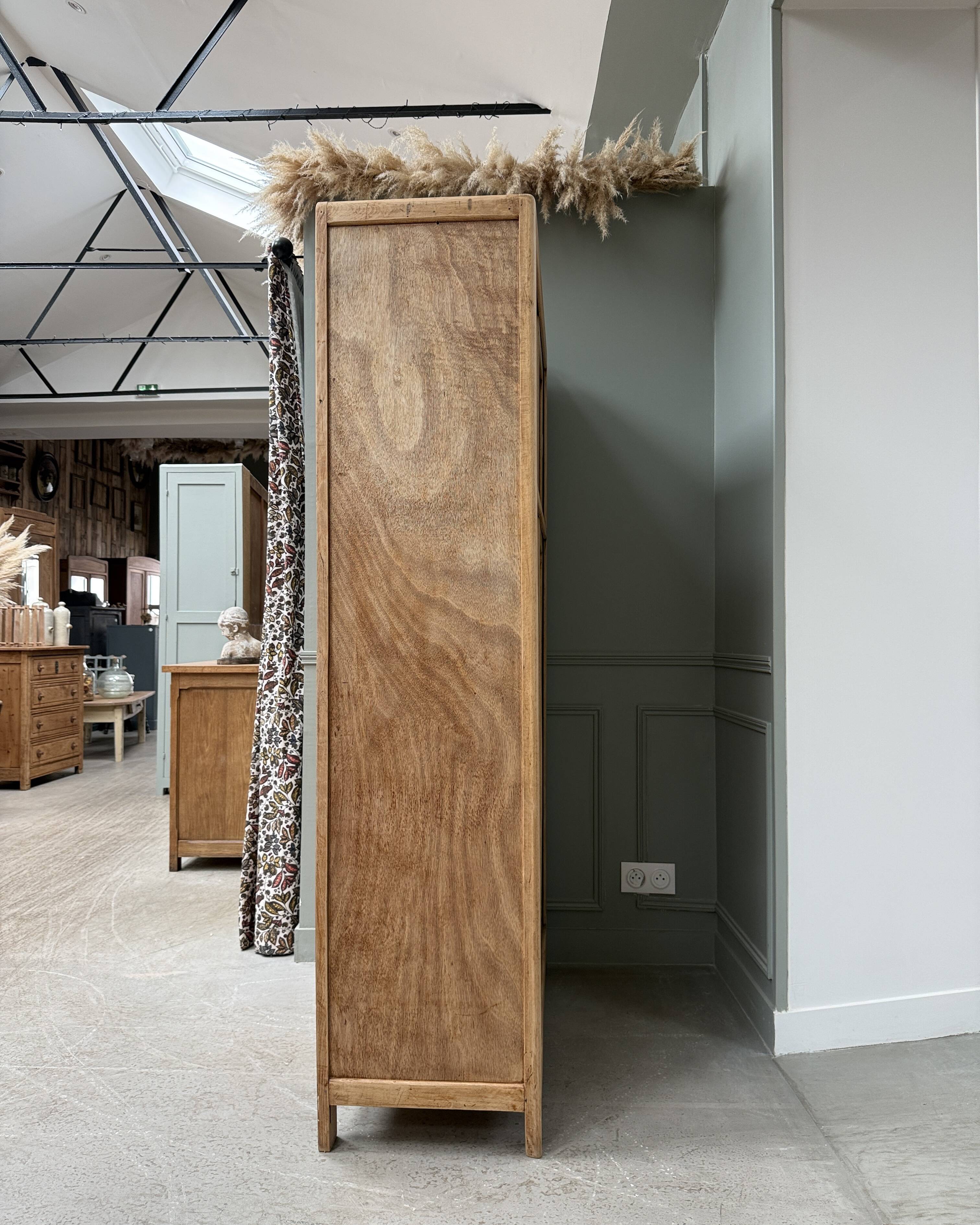 Vintage wardrobe with sliding doors (renovated)