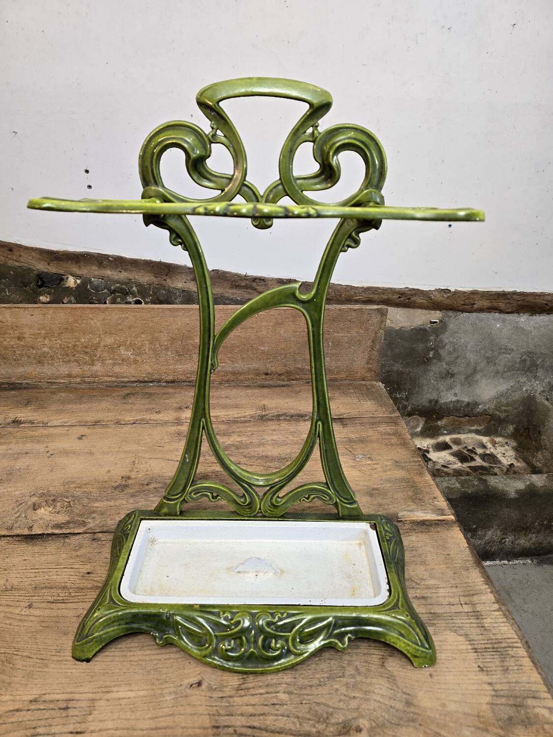 Art Nouveau umbrella stand in green enamelled cast iron