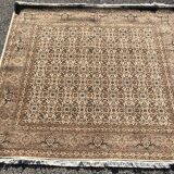 Oriental Iranian rug Tabriz. Handmade. Dim: 2.00 X 2.00 meters - square. Quality:
