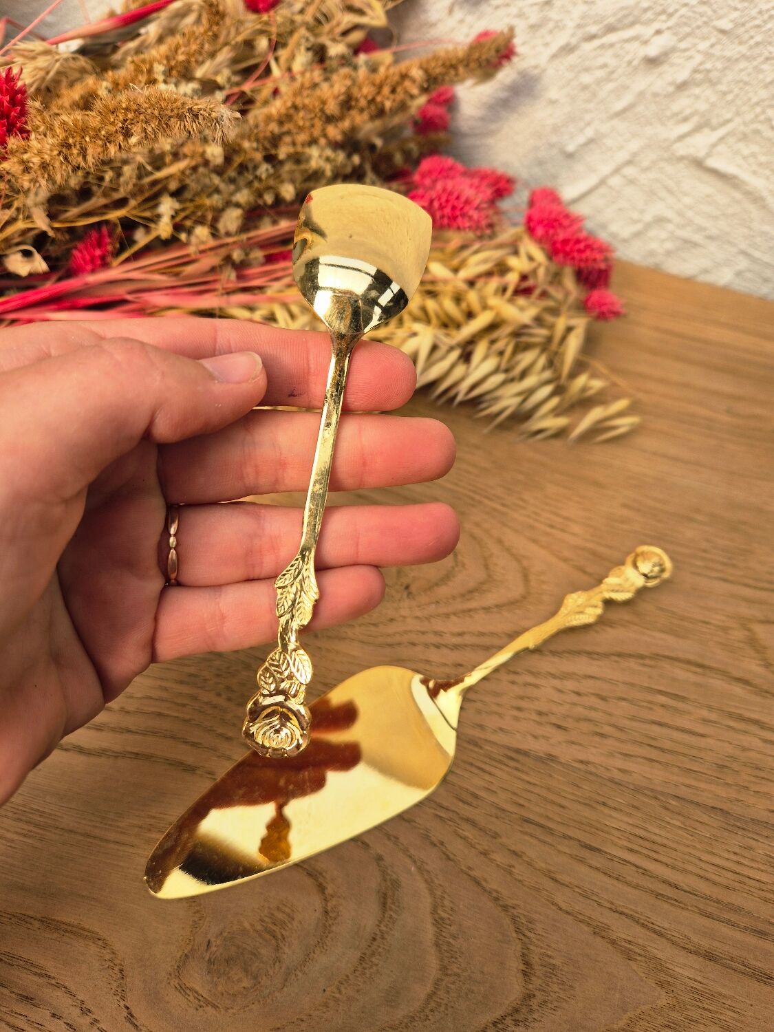 Golden service set