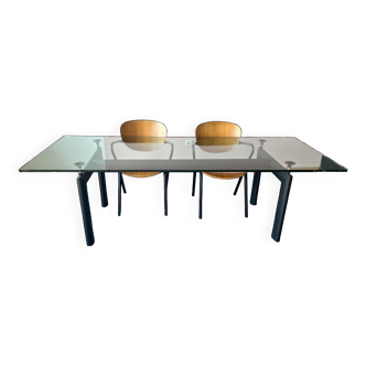 Le Corbusier table