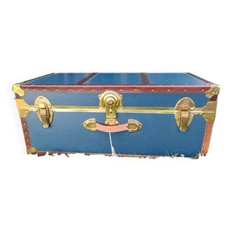 Travel trunk