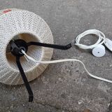 Lamp fiddles 50's rockabilly