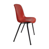 Chaise coque d'école maternelle seventies