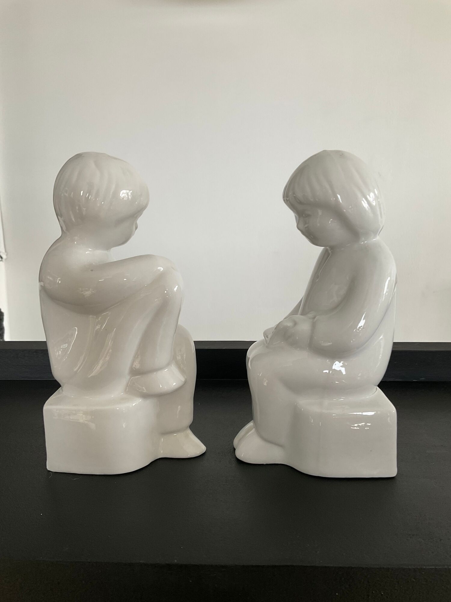Pair of vintage porcelain bookends