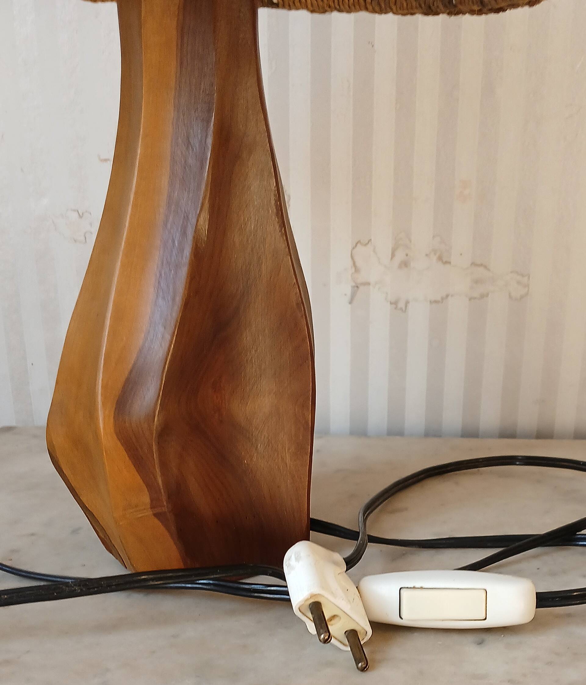 "Noll" lamp in wood and rope, circa 1950