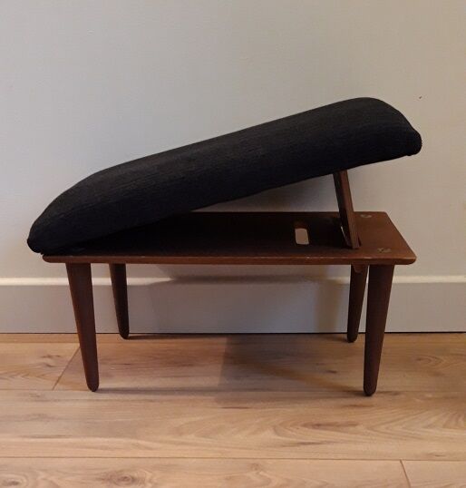 Scandinavian foot rest